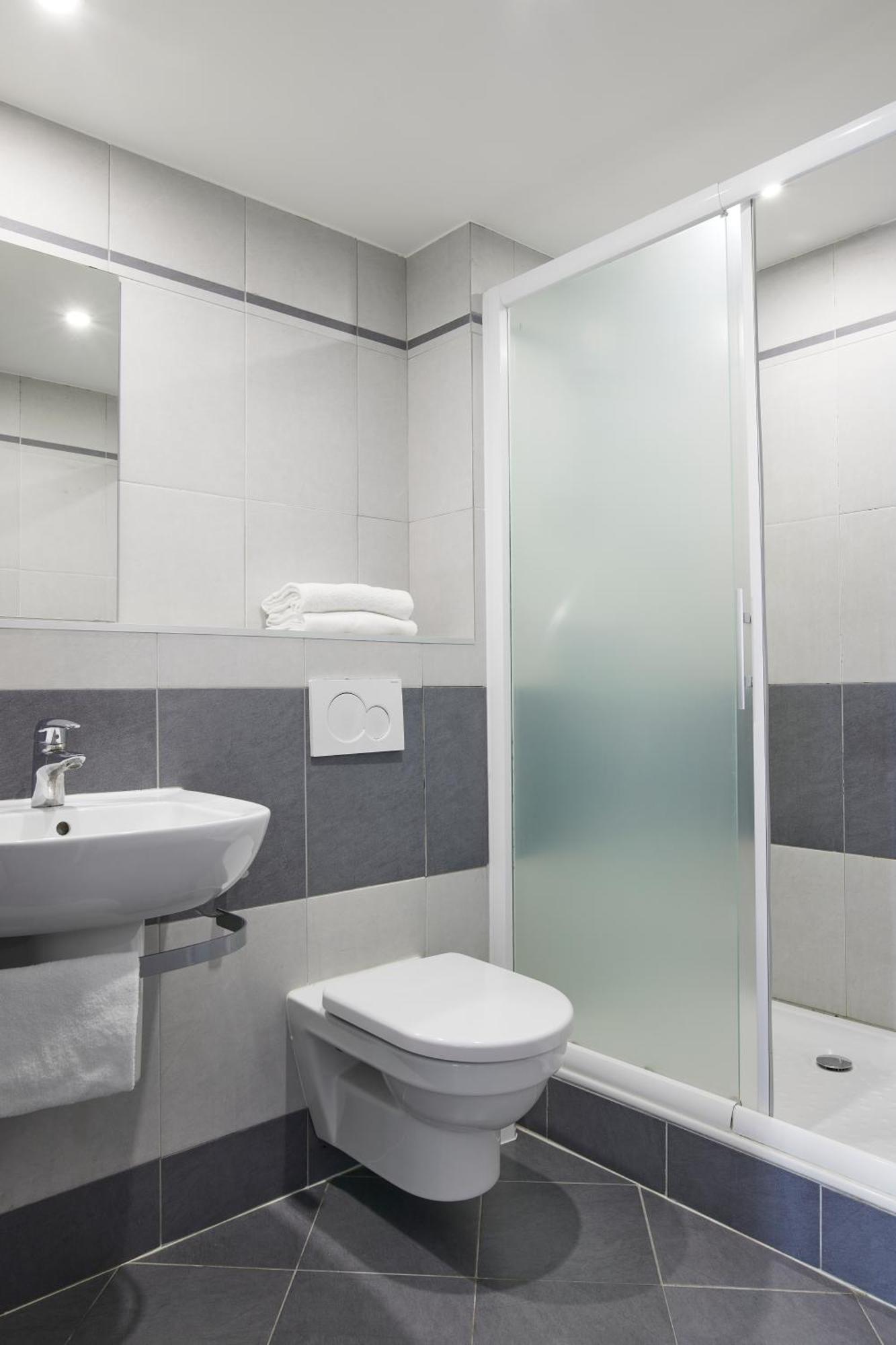 Hotel-restaurant Isidore Ouest 3*