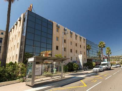 Hotel-restaurant Isidore Ouest 3*